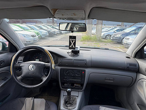 Volkswagen Passat Variant 1.6 74kW (5 foto / 7)