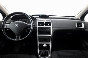 Peugeot 307 D-Sign Facelift 1.6 HDi 80kW (5 foto / 8)
