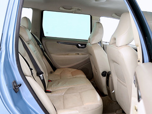 Volvo V70 Facelift 2.4 103kW (7 foto / 7)