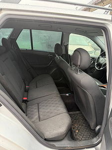 Mercedes-Benz C 180 Classic ATM 1.8 105kW (7 foto / 7)