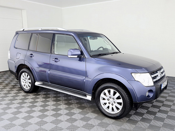 Mitsubishi Pajero Luxury ATM 3.2 DI-D 125kW