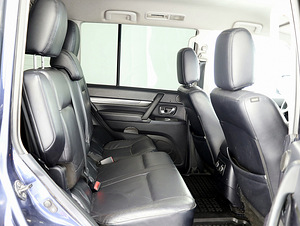 Mitsubishi Pajero Luxury ATM 3.2 DI-D 125kW (7 foto / 8)