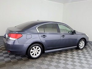 Subaru Legacy Comfort 4x4 2.0 TD 110kW (3 foto / 7)