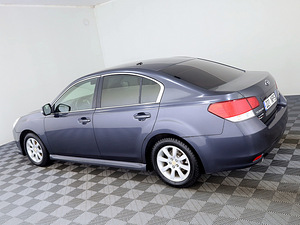 Subaru Legacy Comfort 4x4 2.0 TD 110kW (4 foto / 7)