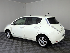 Nissan LEAF Comfort 80kW (4 foto / 9)
