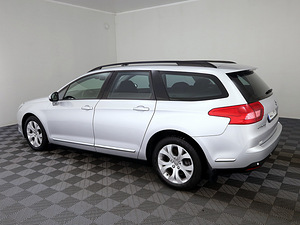 Citroen C5 Elegance Facelift ATM 1.6 115kW (4 foto / 8)