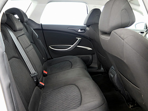 Citroen C5 Elegance Facelift ATM 1.6 115kW (7 foto / 8)