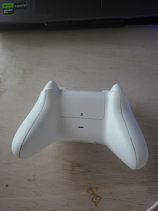 Xbox Series S pult (2 foto / 2)