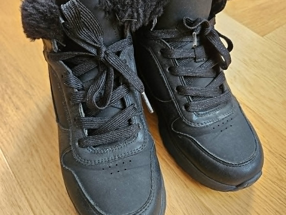 Skechers kevad-sügis ketsid, suurus 35