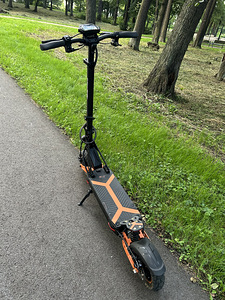 Elektritõukeratas (2 foto / 10)