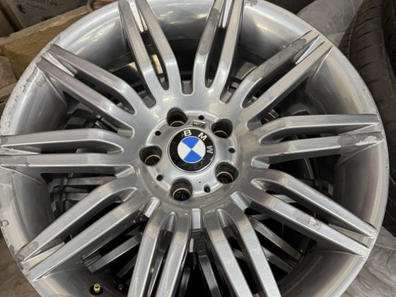 BMW veljed