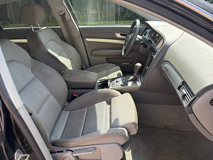 AUDI A6 (7 фото из 8)