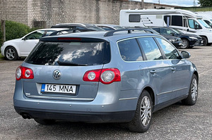 VOLKSWAGEN PASSAT VARIANT (5 фото из 8)
