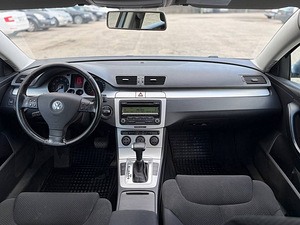 VOLKSWAGEN PASSAT VARIANT (6 фото из 8)