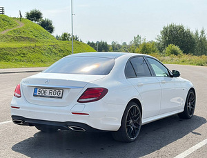 MERCEDES-BENZ E 350 E (5 фото из 11)