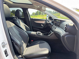 MERCEDES-BENZ E 350 E (8 фото из 11)