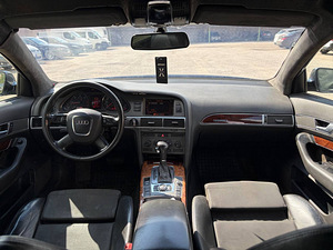AUDI A6 (6 фото из 8)