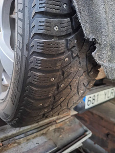 215/55R16 5x108 Ford Mondeo 4/focus 2/c-max/s-max (7 foto / 7)