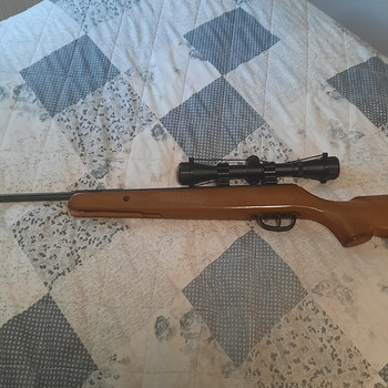 Пневматическая винтовка CROSMAN SUMMIT.