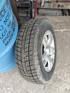 215/70r16 (2 foto / 4)