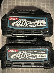 Комплект аккумуляторной угловой шлифмашины MAKITA GA005G 40V (6 фото из 9)