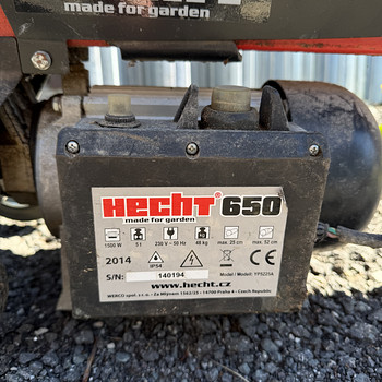 HECHT 650 elektriline puulõhkuja