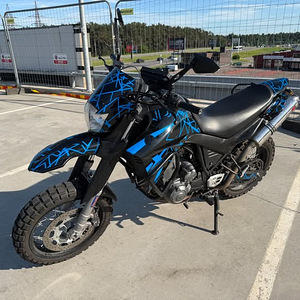 Yamaha XT660X 2004 (1 фото из 10)