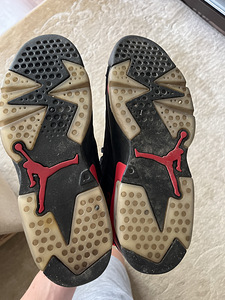 Кроссовки Jordan (3 фото из 4)