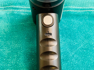Laetava akuga (USB-C) väike tolmuimeja kahe otsikuga (8 foto / 10)