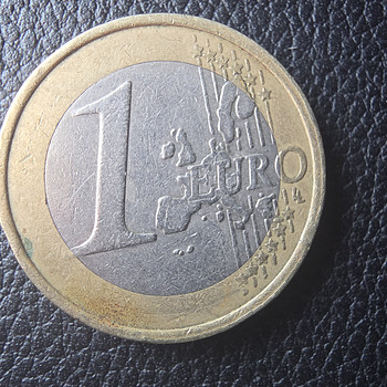 France 1999 1 euro. First map, bee looking left.