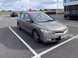 Honda Civic 1.8 bensiin, 103 kW, 2007a (3 foto / 5)