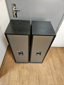 Bowers and Wilkins B&W DM330 2.5-Way Loudspeaker System (5 foto / 6)