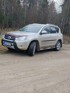 Toyota rav4 2.2d 100kw 2008a (5 foto / 7)