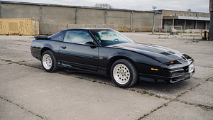 Pontiac Firebird Trans Am GTA 5.7 V8 (2 foto / 14)