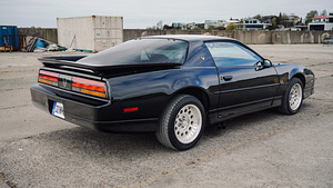 Pontiac Firebird Trans Am GTA 5.7 V8 (5 foto / 14)