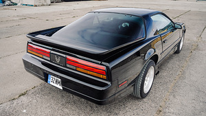 Pontiac Firebird Trans Am GTA 5.7 V8 (6 foto / 14)