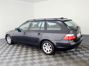 BMW 523 Sportpakett Facelift 2.5 140kW (4 foto / 9)