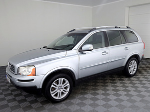 Volvo XC90 Summum Facelift ATM 2.4 D5 136kW (2 foto / 8)