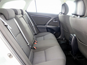 Toyota Avensis Linea Sol 1.8 108kW (7 foto / 7)