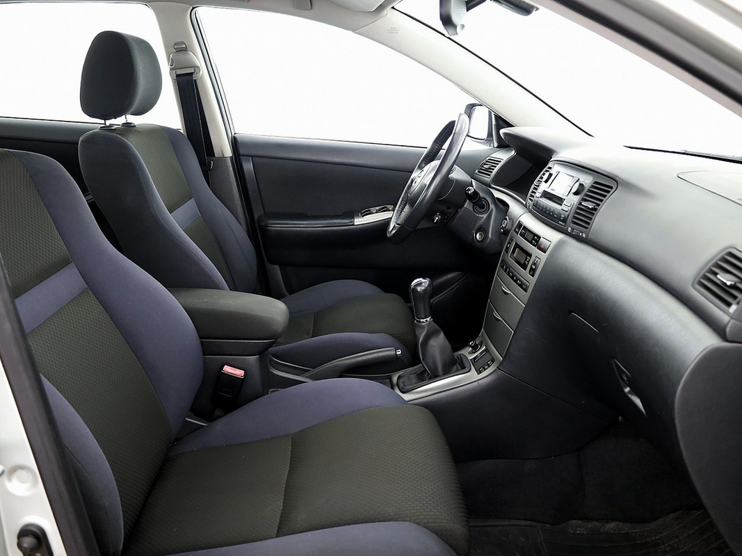Toyota Corolla Linea Sol Facelift 1.6 81kW