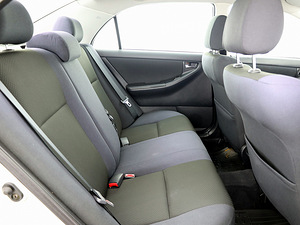 Toyota Corolla Linea Sol Facelift 1.6 81kW (7 foto / 8)