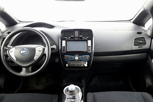 Nissan LEAF Comfort ATM 80kW (5 foto / 9)