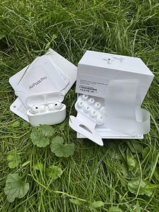 AirPods Pro 3 (реплика люкс) 2026 (2 фото из 6)