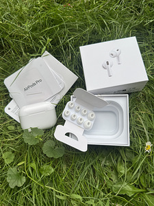 AirPods Pro 3 (реплика люкс) 2026 (4 фото из 6)