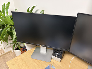 Dell U2414H (2 фото из 2)