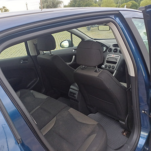 Peugeot 308 (5 foto / 8)