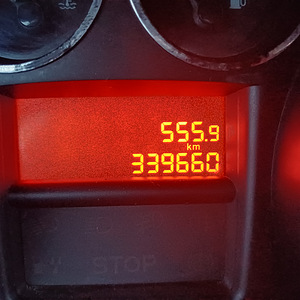 Peugeot 308 (8 foto / 8)