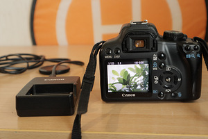 Камера Canon 1000D (1 фото из 4)