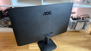 Aoc 27-tolline 1920x1080 VA 100 Hz kuvar (2 foto / 4)