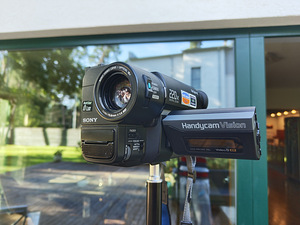 Sony TRV26E handycam (6 фото из 10)